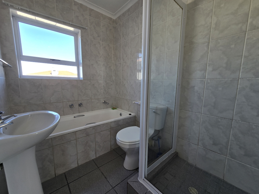 2 Bedroom Property for Sale in Parklands Western Cape